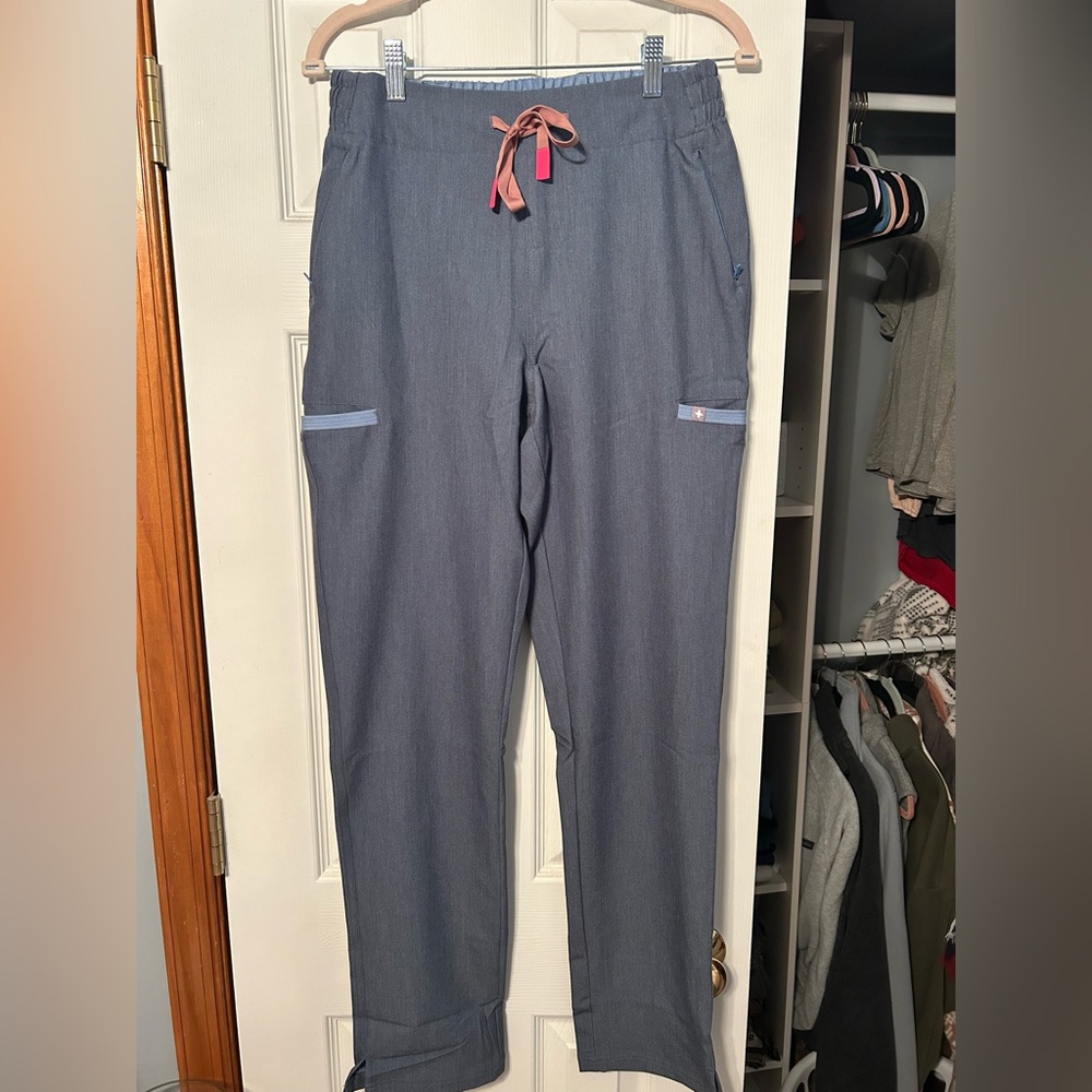 Women’s Fig Evens Skinny Scrub Pants S/T